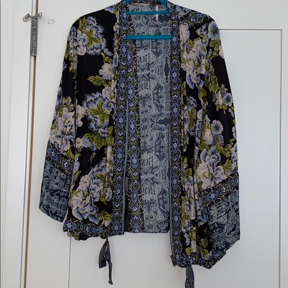 Free People zip up Cardigan